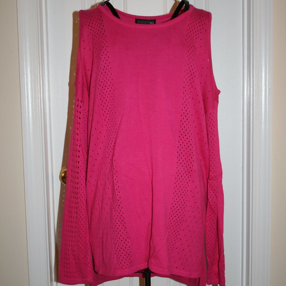 DESIGN 365 COLD SHOULDER SWEATER MEDIUM NWT